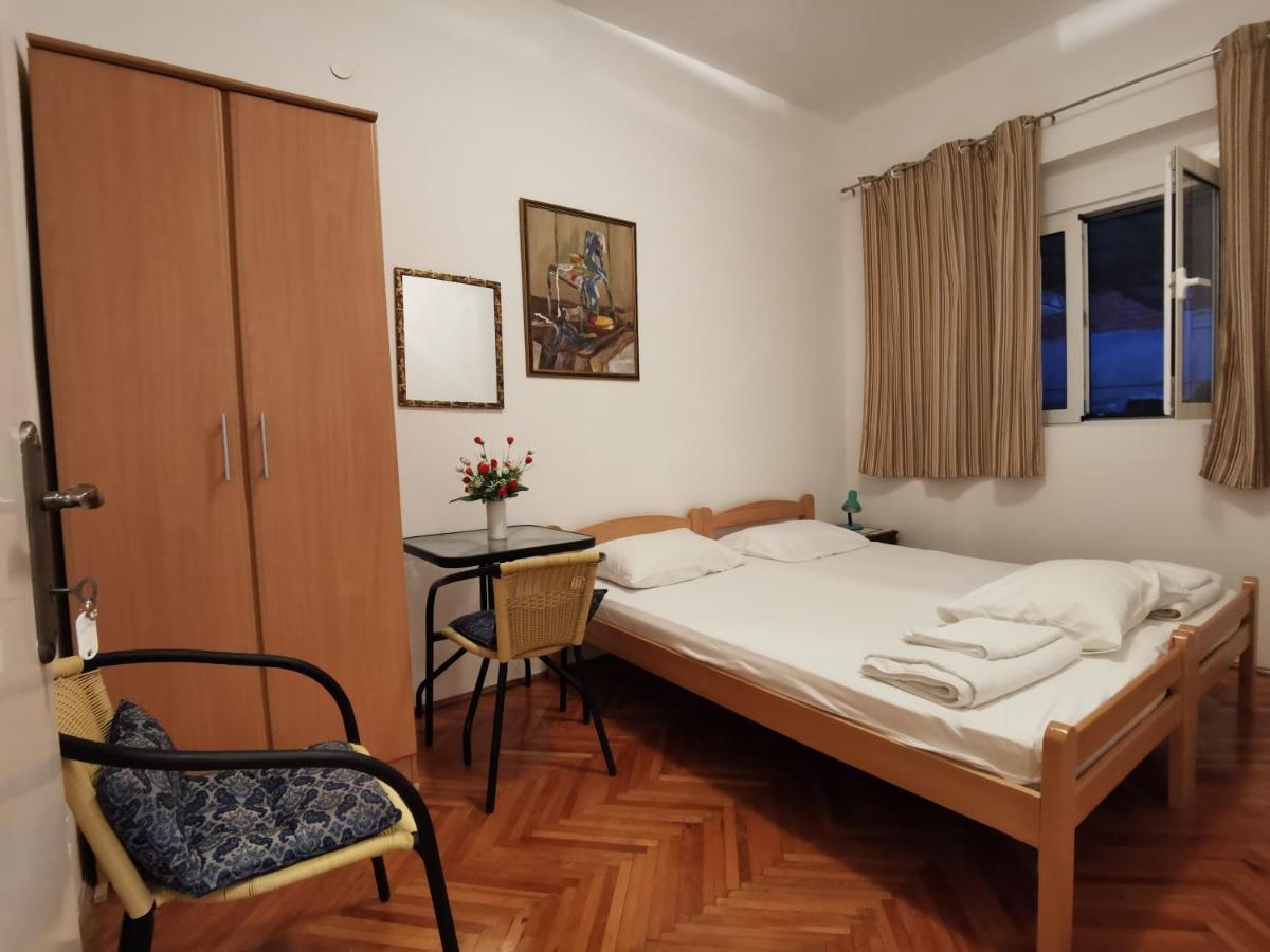 Zemunella Guest House Herceg Novi Exteriör bild