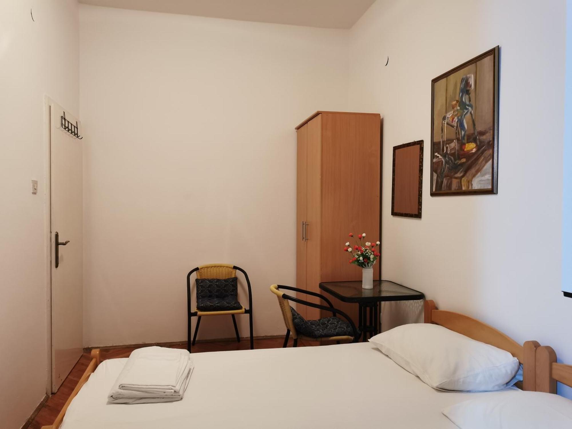 Zemunella Guest House Herceg Novi Rum bild