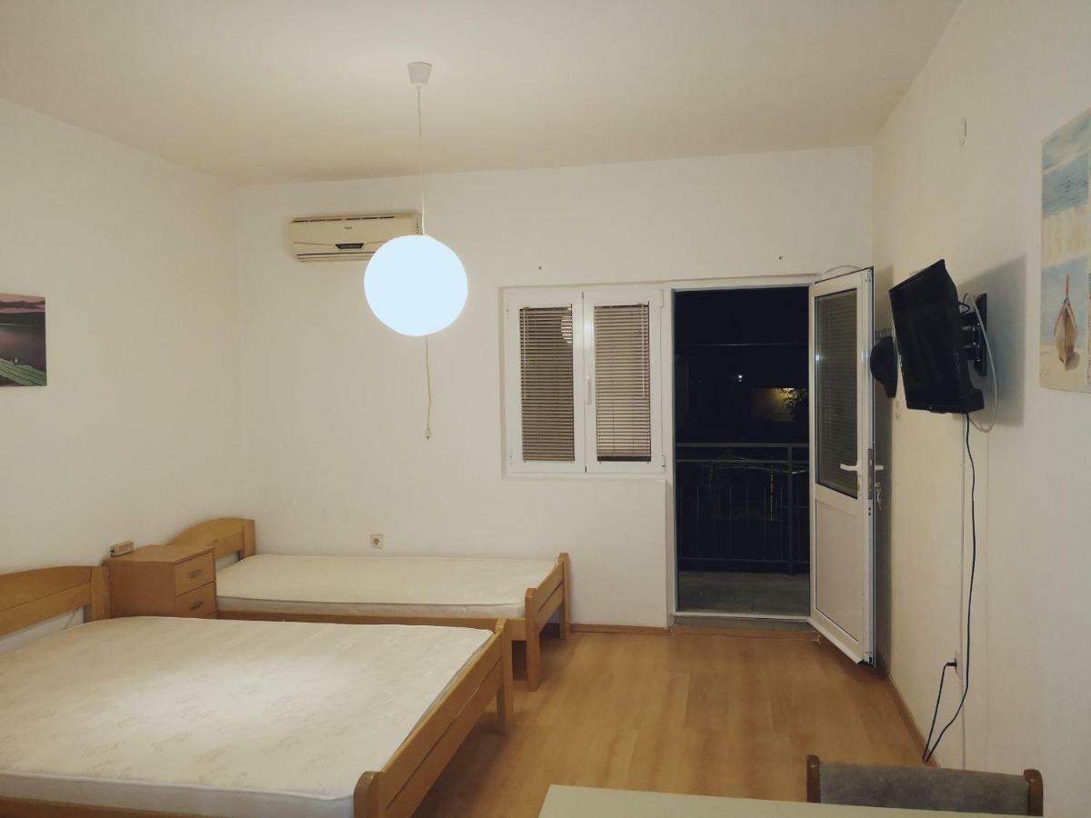 Zemunella Guest House Herceg Novi Exteriör bild
