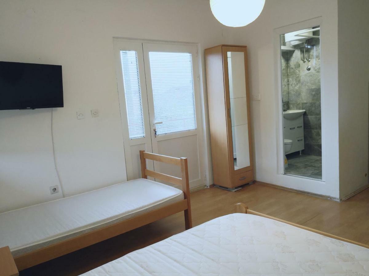 Zemunella Guest House Herceg Novi Exteriör bild