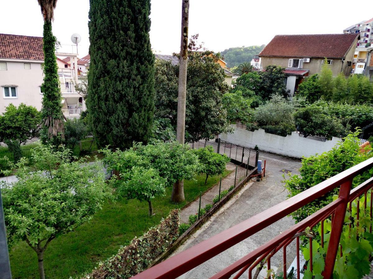 Zemunella Guest House Herceg Novi Exteriör bild