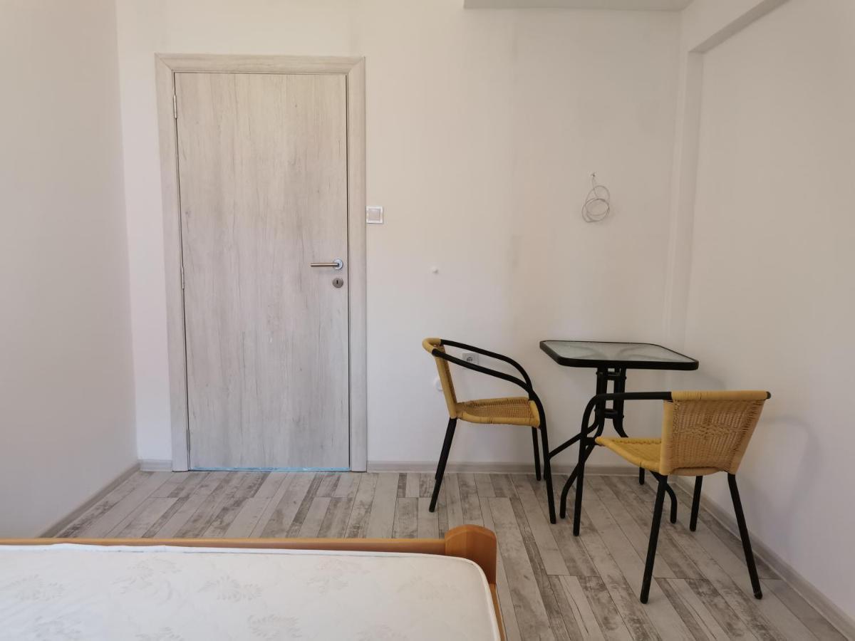 Zemunella Guest House Herceg Novi Exteriör bild